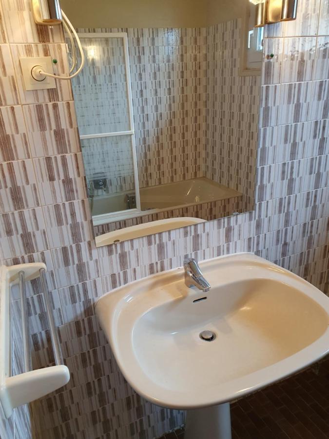 Apartamento La Bourzede F3 Langeac Exterior foto