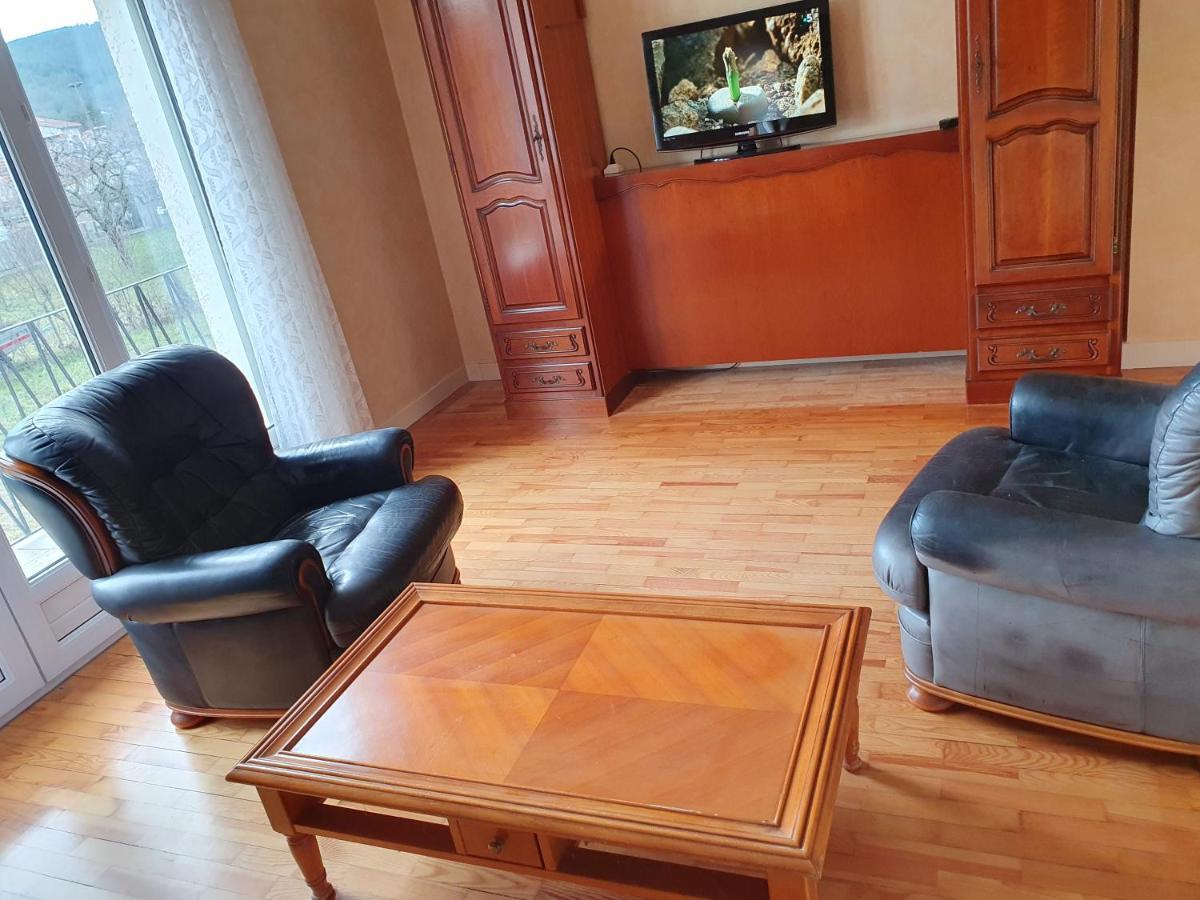 Apartamento La Bourzede F3 Langeac Exterior foto
